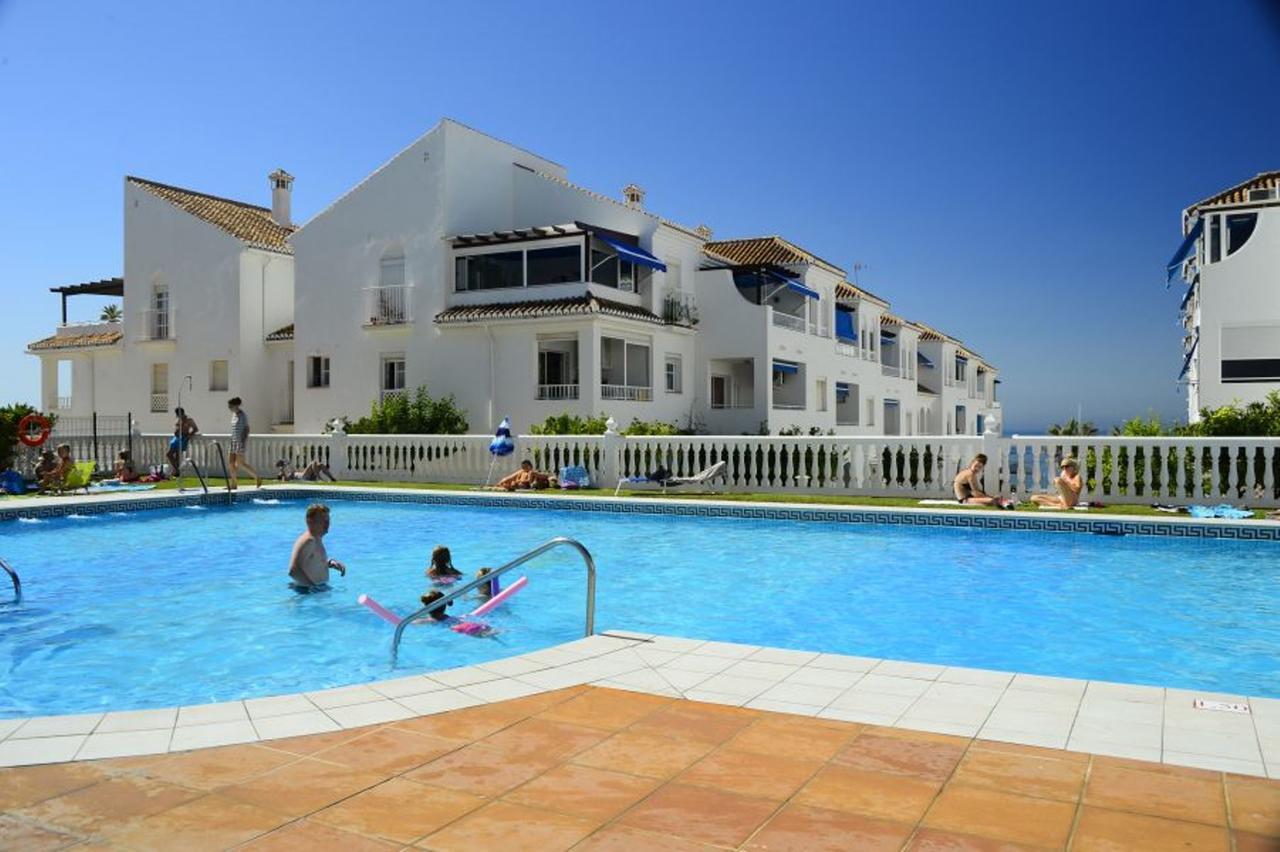 Apartment Fuentes De Nerja Exterior photo